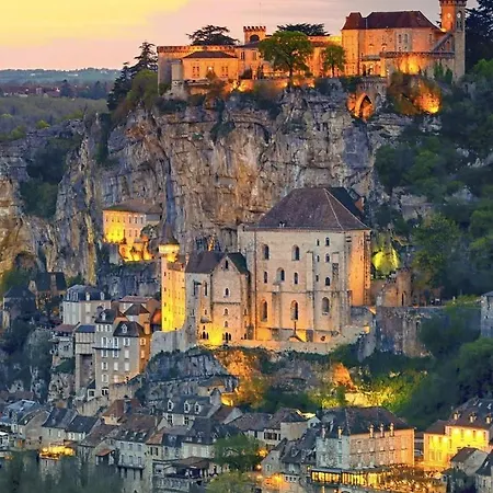 Hotel Restaurant Le Relais Des Gourmands 3*