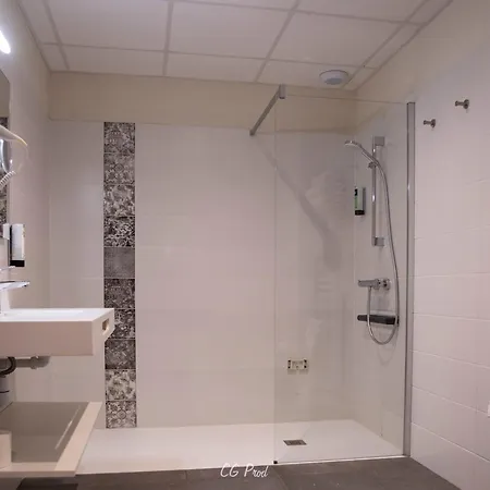 Restaurant Le Relais Des Gourmands Hotell 3*