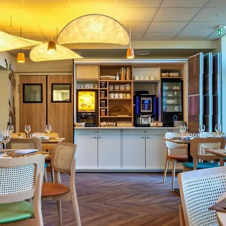 Restaurant Le Relais Des Gourmands ホテル グラマ