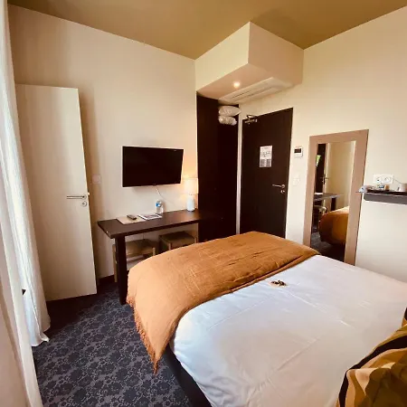 Restaurant Le Relais Des Gourmands 酒店 格拉马