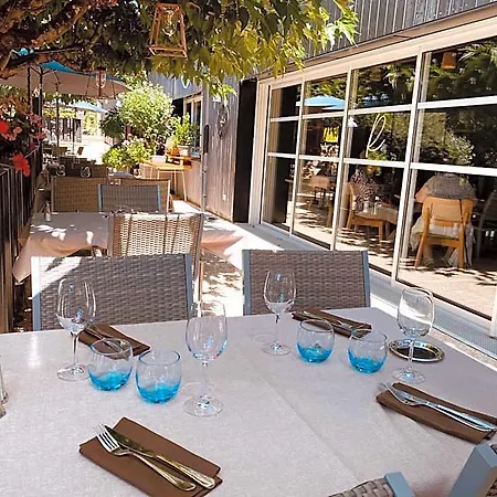 Hotel Restaurant Le Relais Des Gourmands Gramat