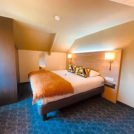 Restaurant Le Relais Des Gourmands Hotel 3*
