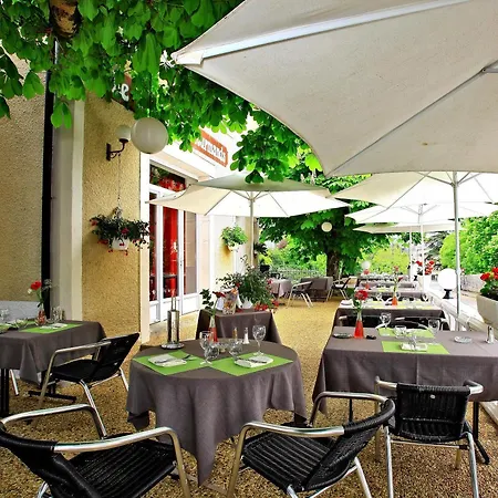 Restaurant Le Relais Des Gourmands ホテル グラマ