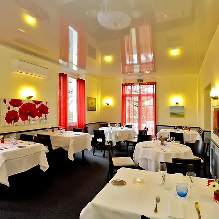 Restaurant Le Relais Des Gourmands 3* グラマ