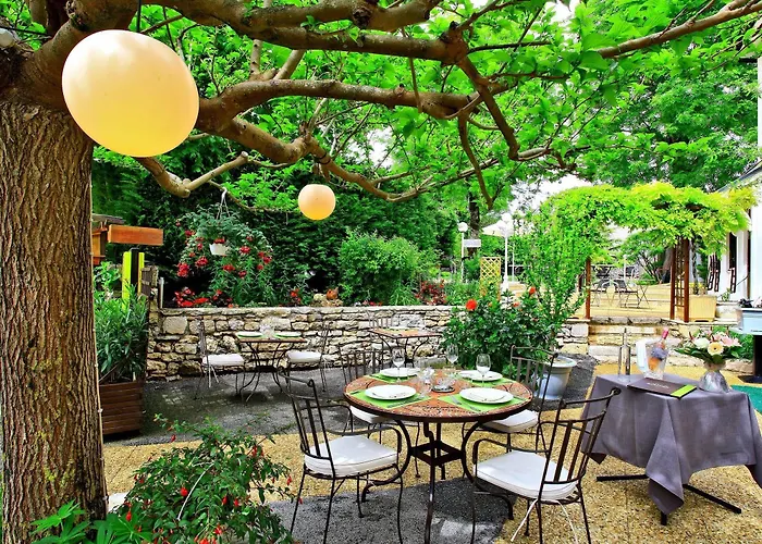 Restaurant Le Relais Des Gourmands Hotel Gramat